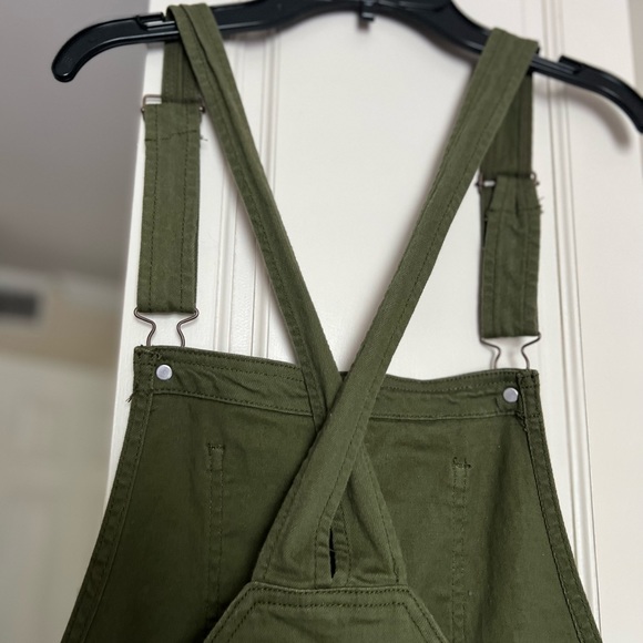 Olive green short overalls - Picture 4 of 4